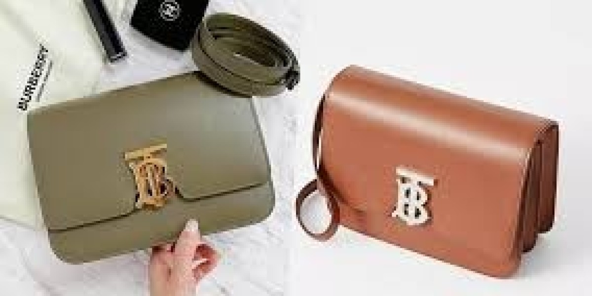 Tory Burch 包以其獨特的風格和高品質脫穎而出，成爲衆多時尚愛好者的必備配飾。