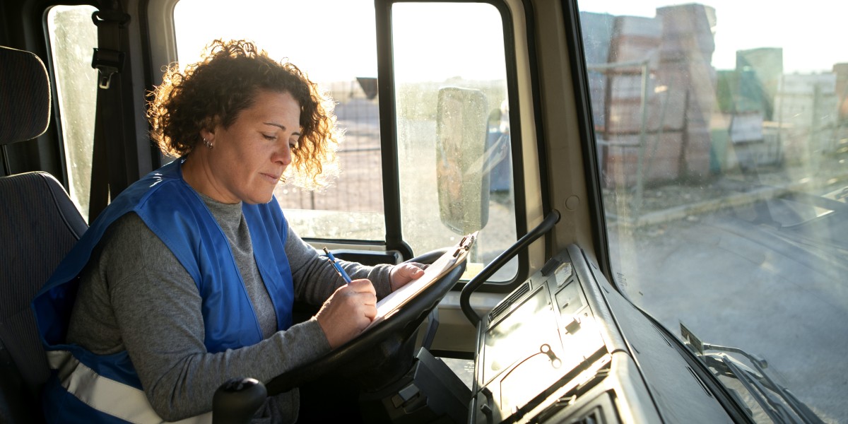 Why Truck Driving Schools Are Essential for Aspiring Drivers