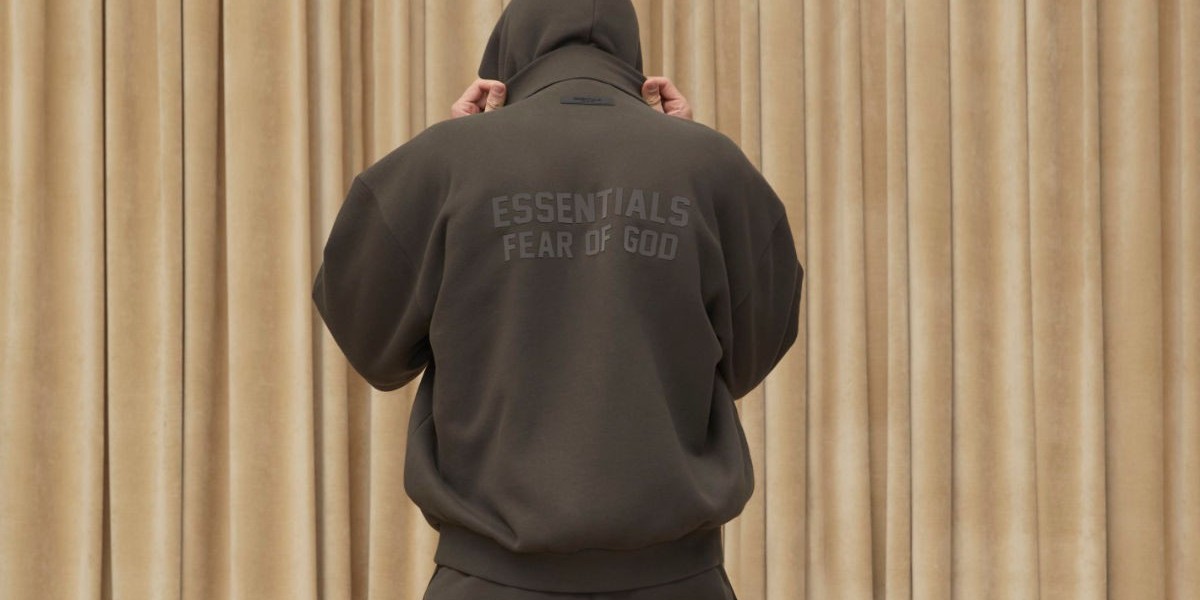 Fear of God Essentials Brand: A Quick Overview in the UK