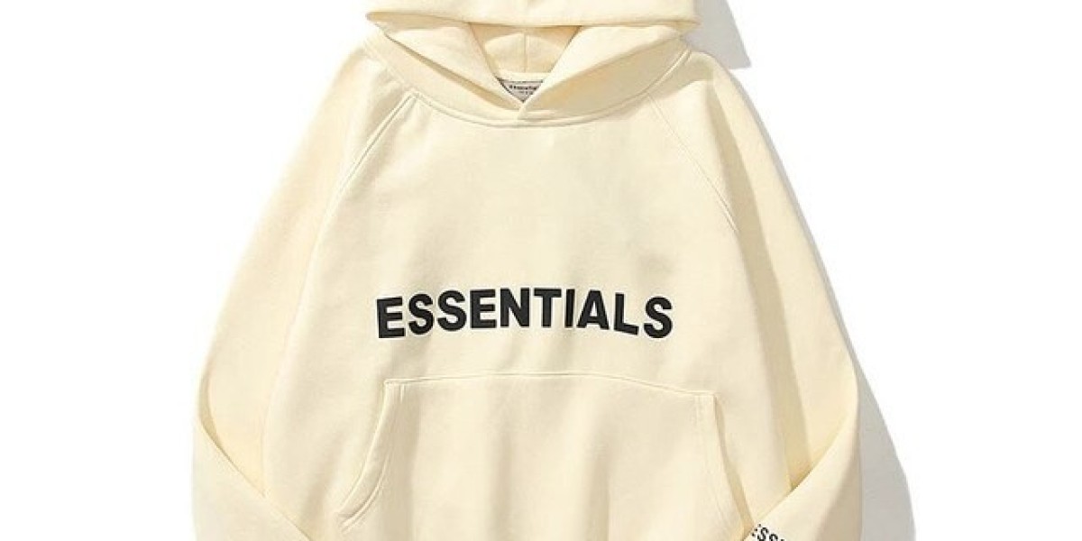 Essentials Hoodies: Combining Comfort and Luxury in Streetwear