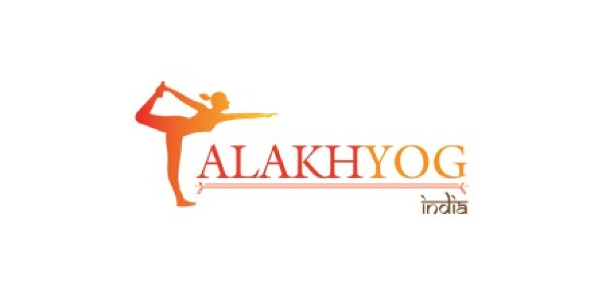 Best 100 hours yoga teacher training in India