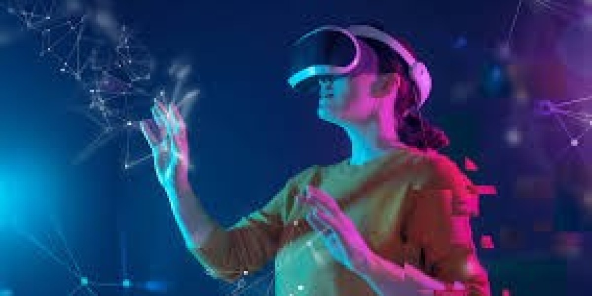 Metaverse Market Size, Industry Research Report 2023-2032