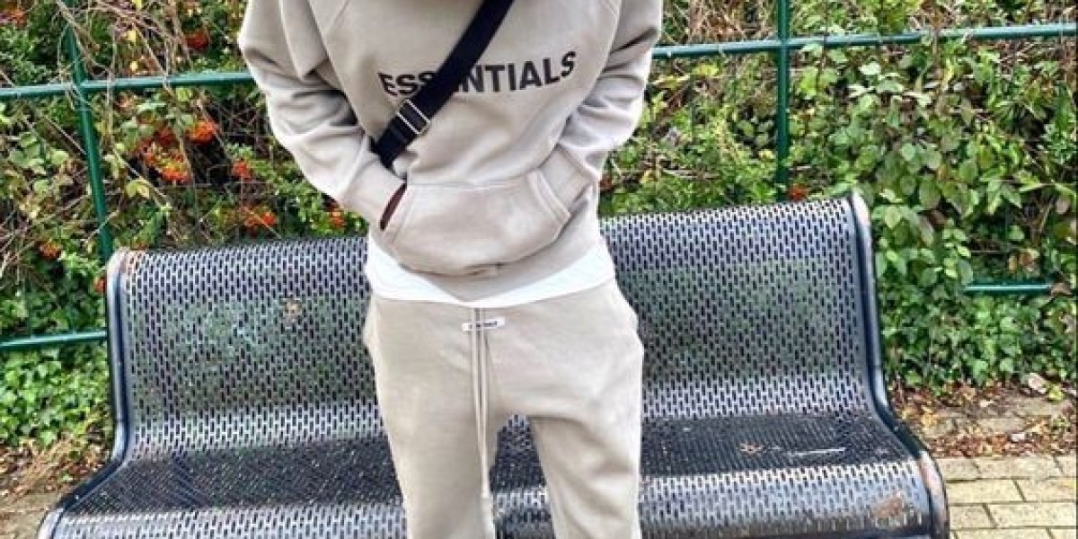 Rediscover Casual Comfort with Essential Tracksuits