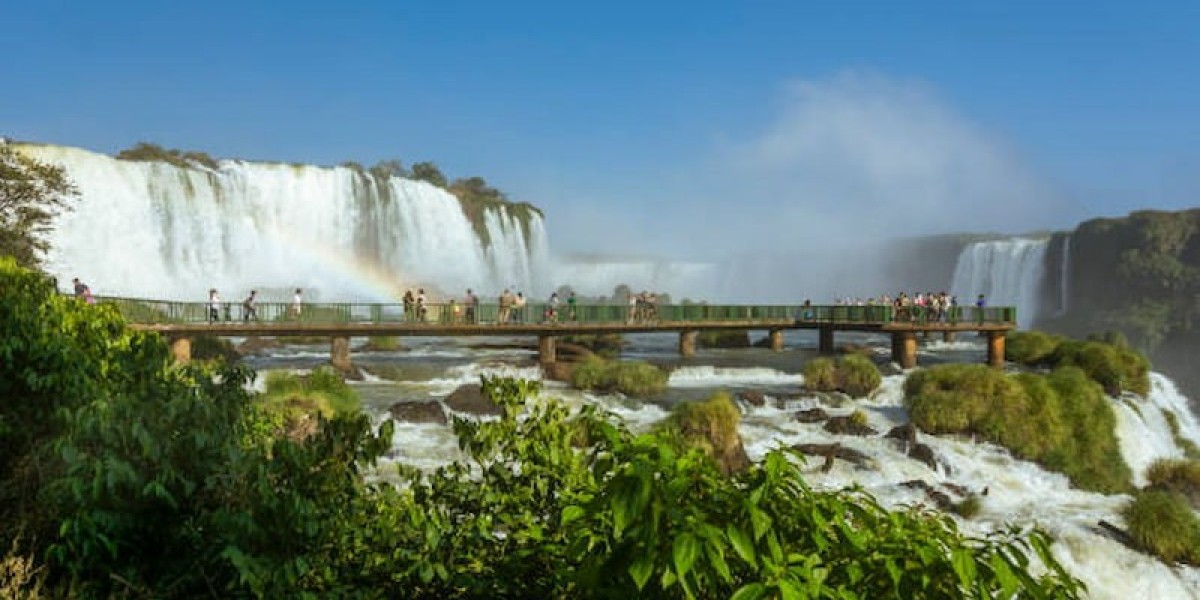 Discover the 8 Best Waterfalls in Uganda