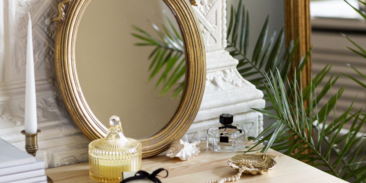 How to Choose the Perfect Dressing Table with Vanity for Your Bedroom