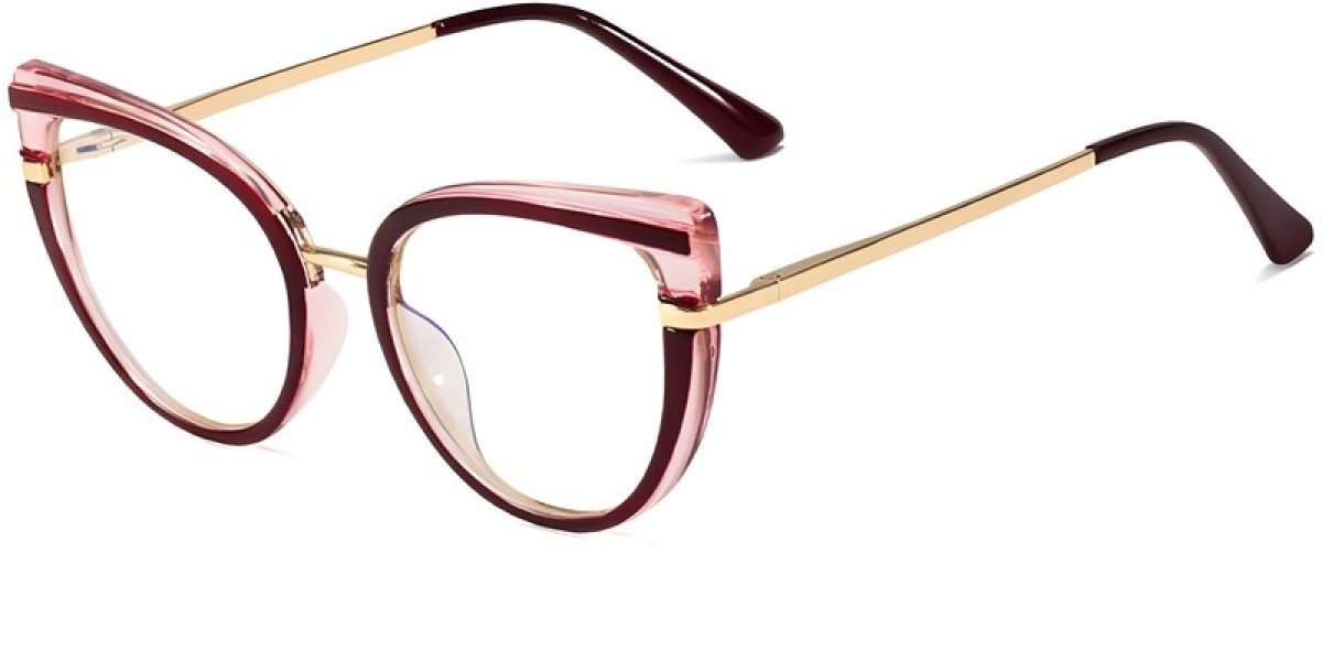 The Antique Shapes Of Eyeglasses Highlighting The Elegance Of Materials