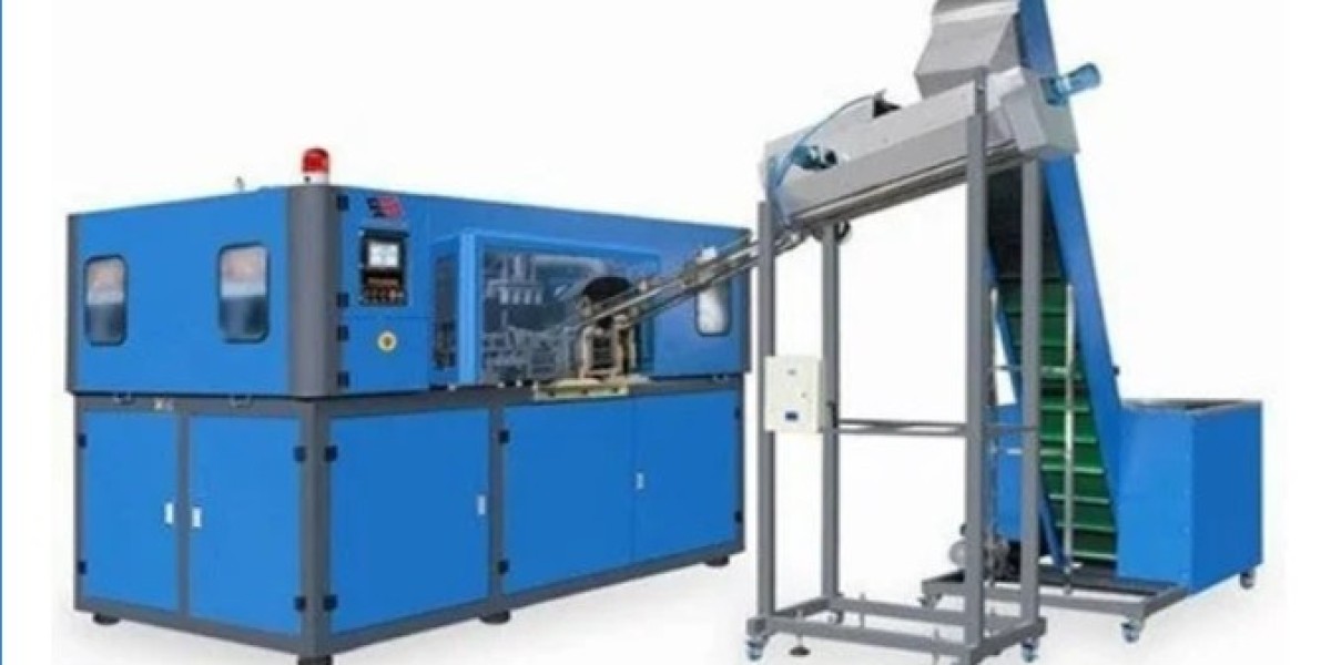 PET Blowing Machine: Essential Equipment for Efficient Bottle Manufacturing