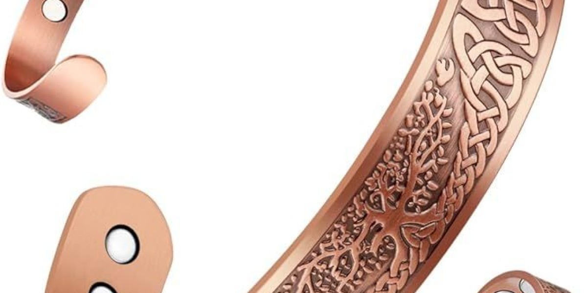 The Enduring Mystique of Copper Bracelets: A Blend of History, Healing, and Elegance