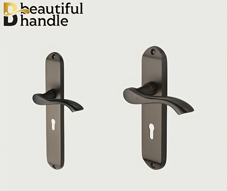 5 Reasons Why Bronze Door Handles Are the Best Addition to Your Home