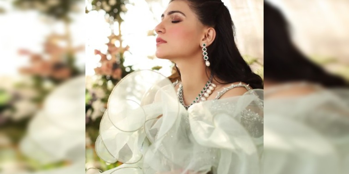 Where to Buy the Best Walima Bridal Dress in Pakistan