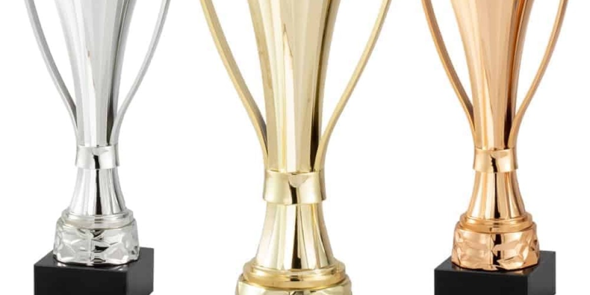 Cup Trophy Supplier Dubai