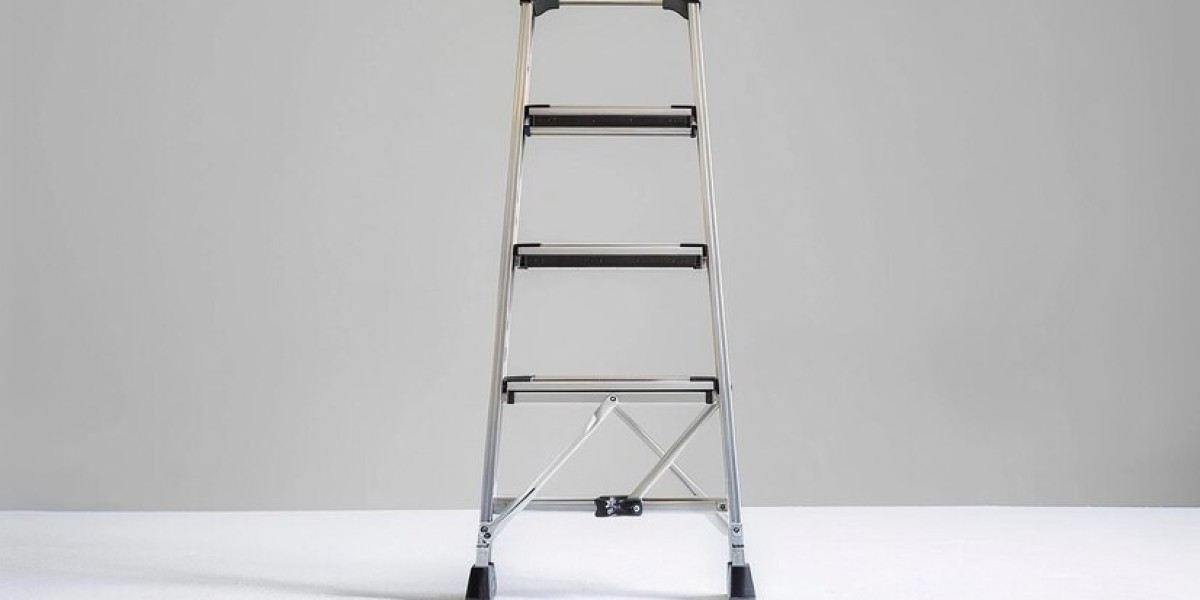 Why Should You Buy from Trusted Aluminium Ladder Suppliers in UAE?