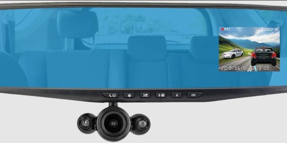 Why a WiFi Dash Cam Makes an Excellent Gift