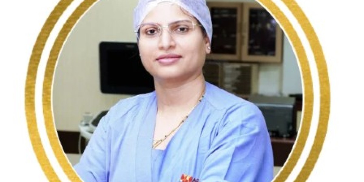 Meet Dr. Shilpy Dolas, expert breast surgeon in Pune, for cosmetic breast surgeries, cancer treatment, and mastopexy pro