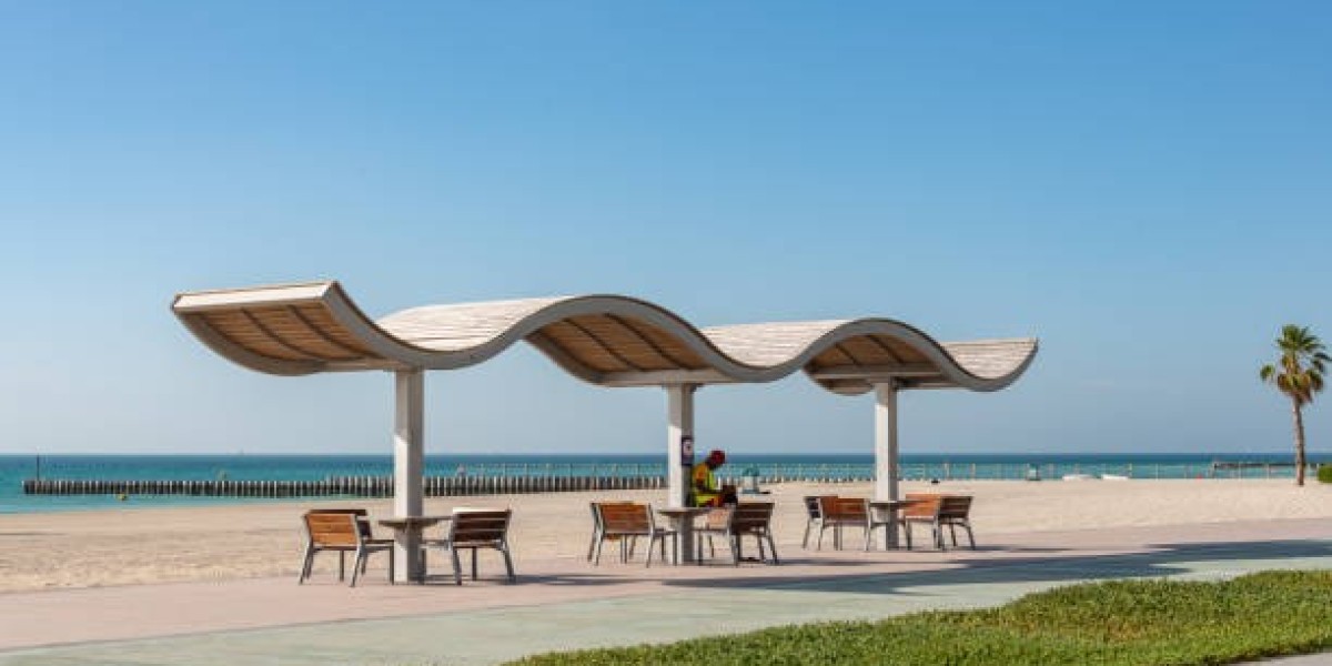 The Science Behind Bioclimatic Pergola Shades: Smart Outdoor Cooling in Dubai